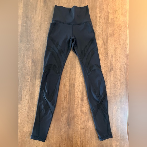 Lululemon Seek the Heat Hi-Rise Mesh 28" Full Length Tight Black Size 2 Yoga - Picture 6 of 10